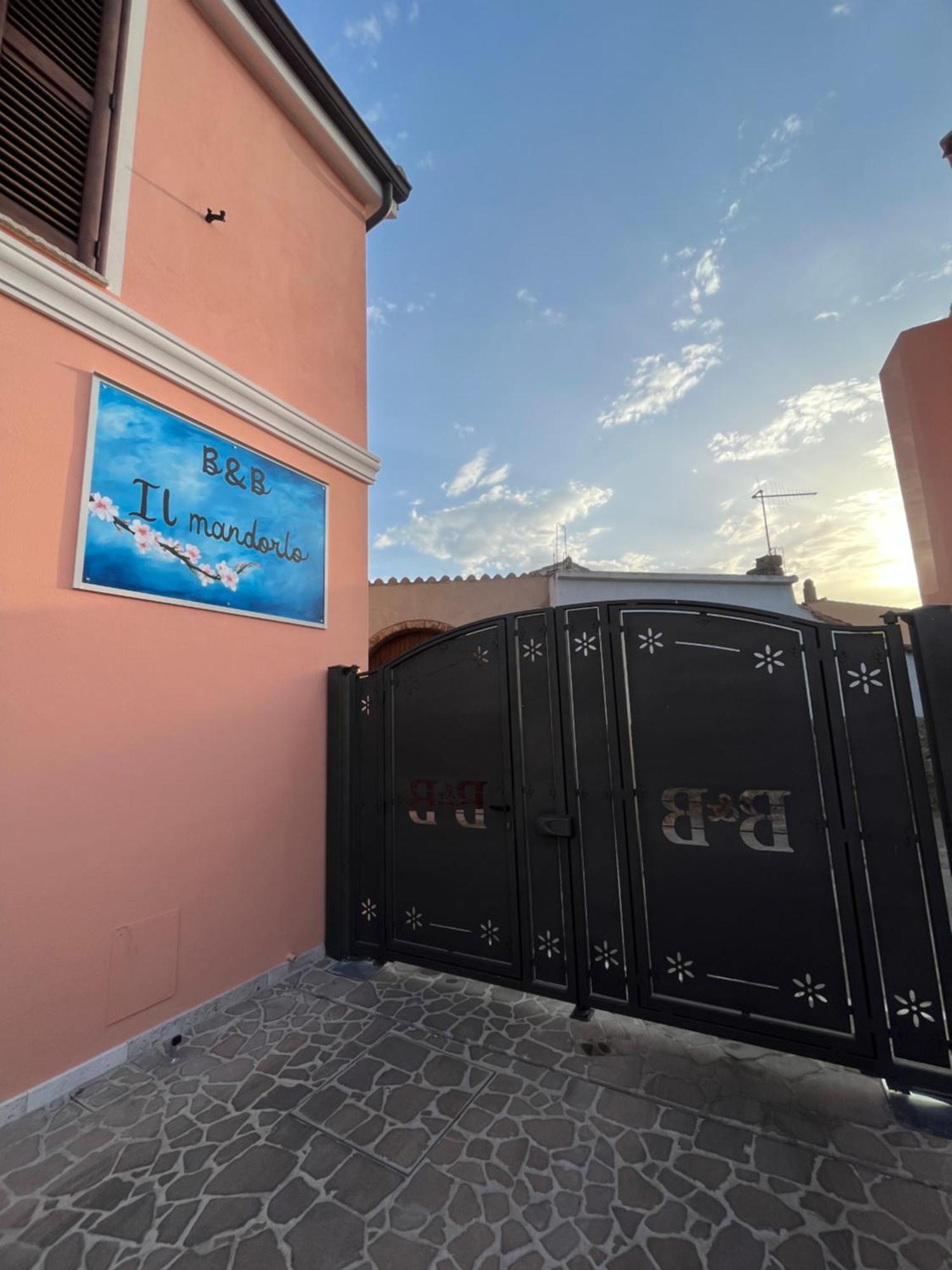 B&B Il Mandorlo San Vito  Eksteriør billede