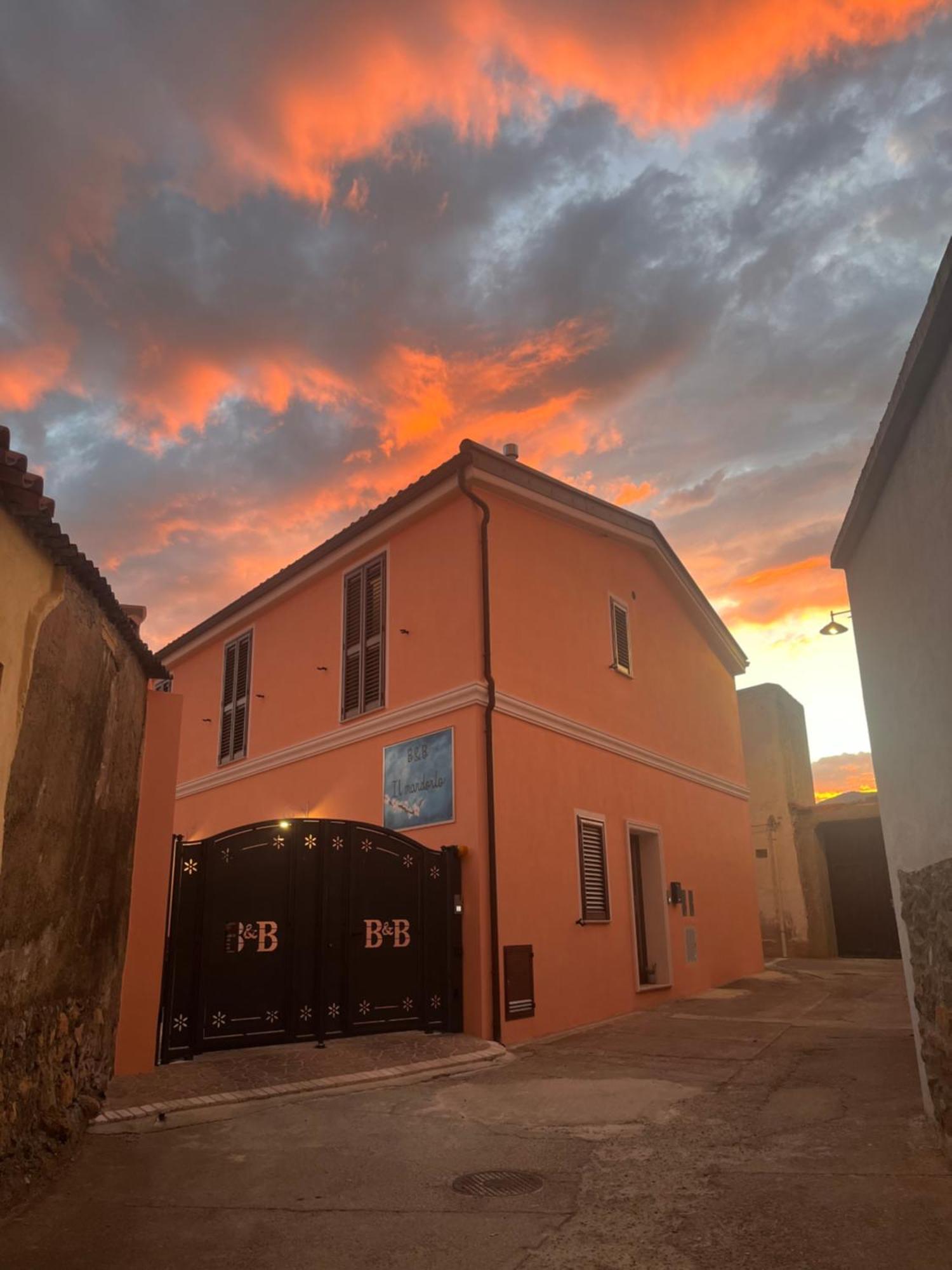 B&B Il Mandorlo San Vito  Eksteriør billede